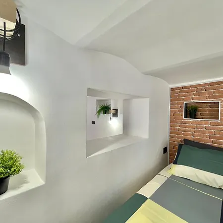 Industrial House - Al Centro Nettuno
